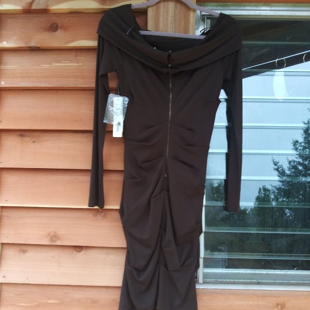 NWT - Nicole Miller Off the shoulder brown dress - Picture 11 of 16